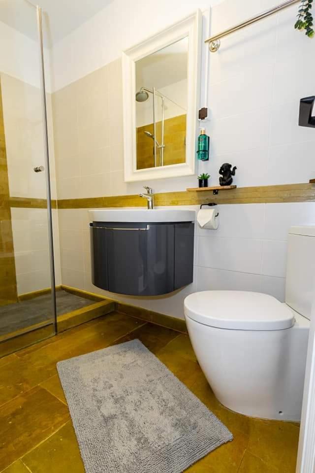 In Longfield Town Bed & Breakfast Câmpulung Moldovenesc Cameră foto